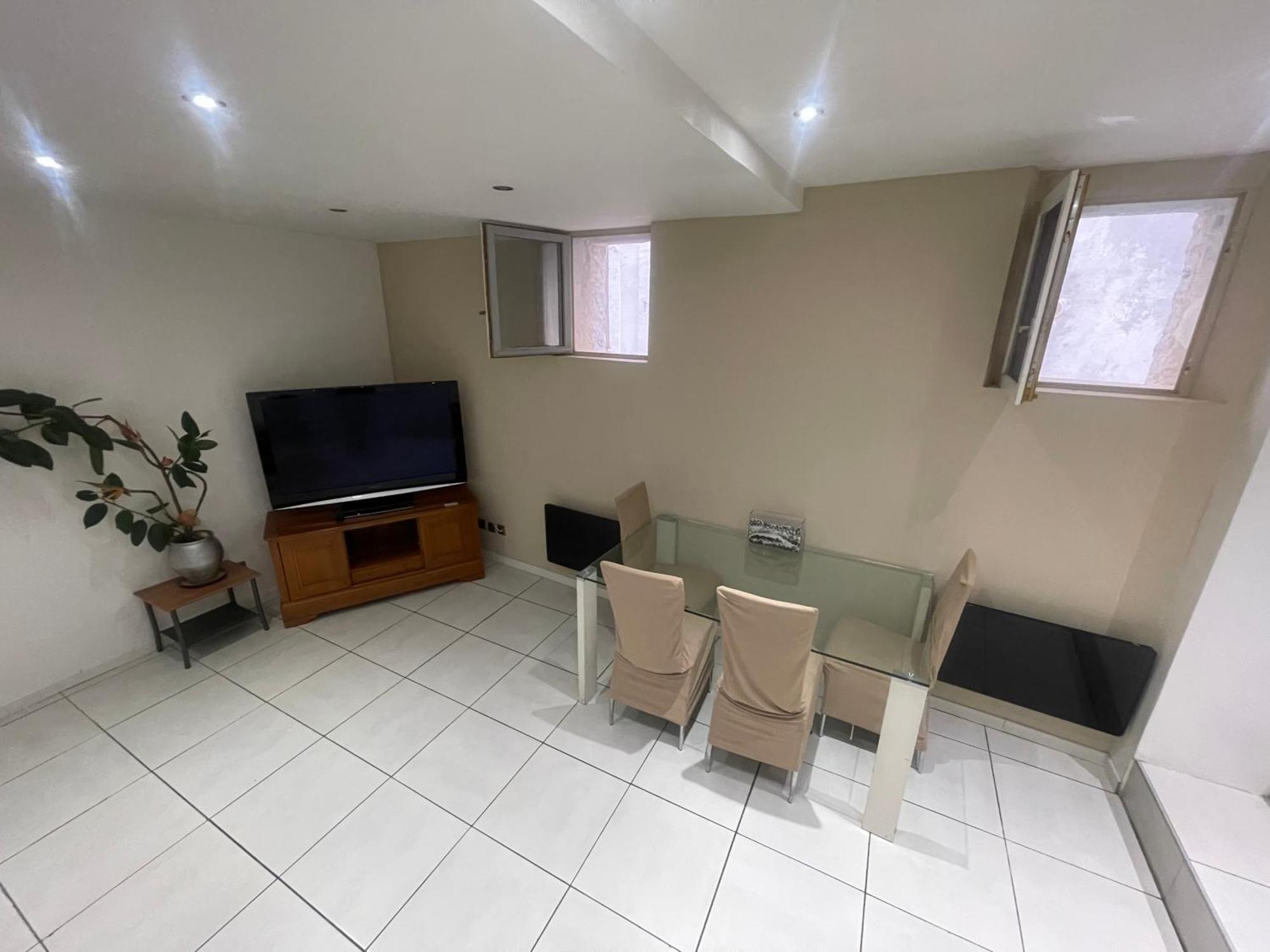 Tres Bel Appartement Pres De Montpellier Gignac  Ngoại thất bức ảnh